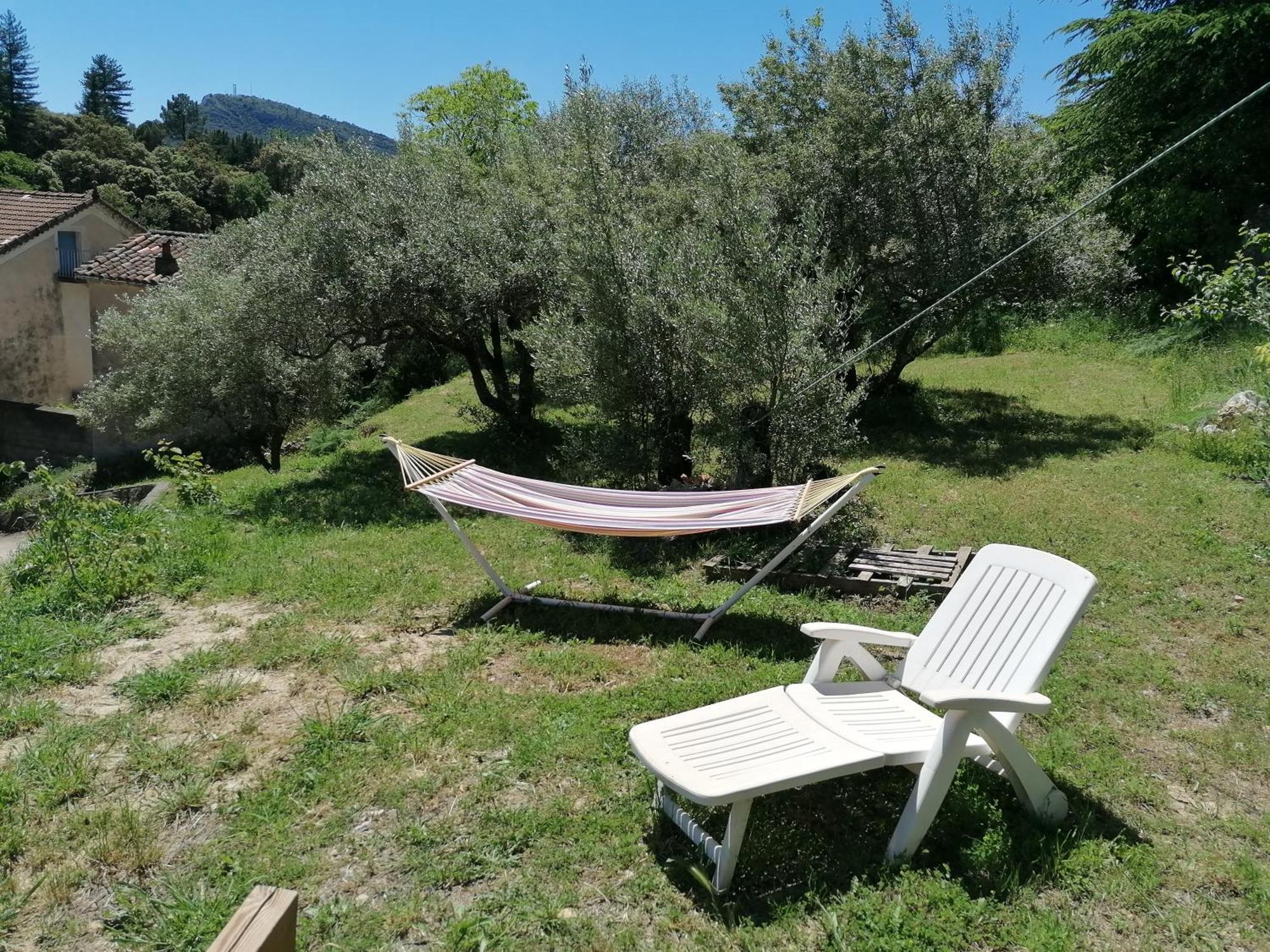Tiny House Cosy Apartment Anduze Bagian luar foto